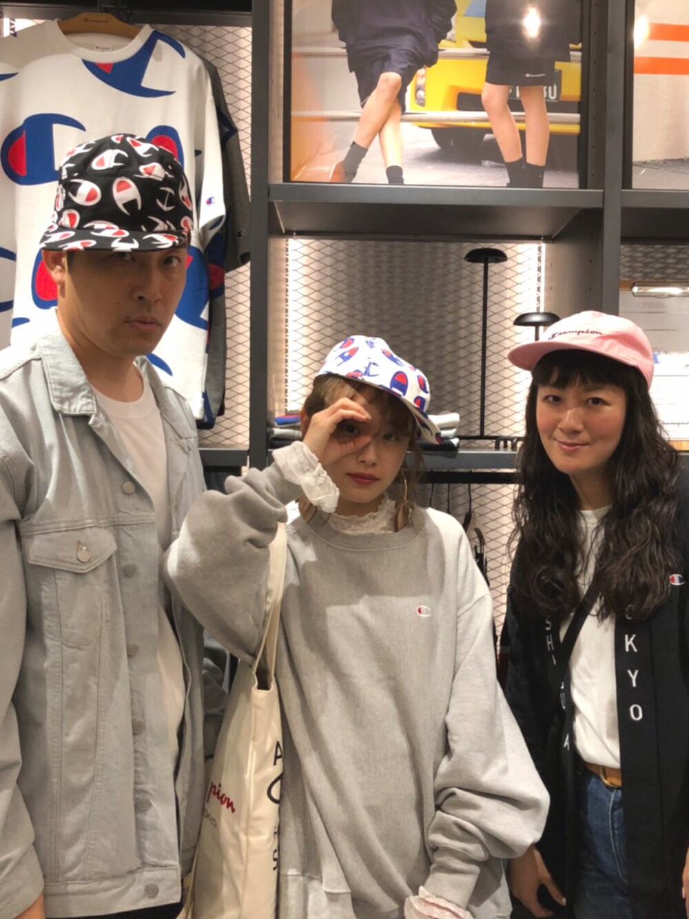 「アイラブメンズライク、Champion、キャップ、スエット、渋谷、新店舗、チャンピオン、あべこうじ、丸山さん、今日のたかはし」｜「Championのアイテム（キャップ、ホワイト系）」を使った、高橋愛さん（レディース・154cm）の春コーディネートの1枚目の写真