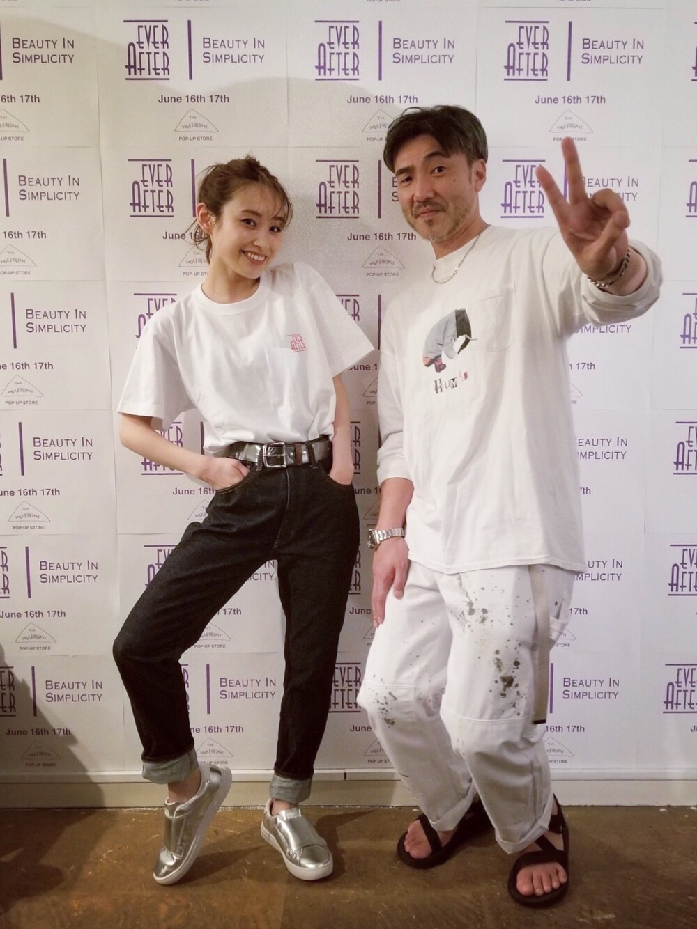 「studio blanche、ever after、エバーアフター、高橋愛、あべこうじ、夏コーデ、スニーカー、Onitsuka Tiger、オニツカタイガー、snidel」｜「EVER AFTERのアイテム（Tシャツ/カットソー、ホワイト系）」を使った、高橋愛さん（レディース・154cm）の夏コーディネートの1枚目の写真
