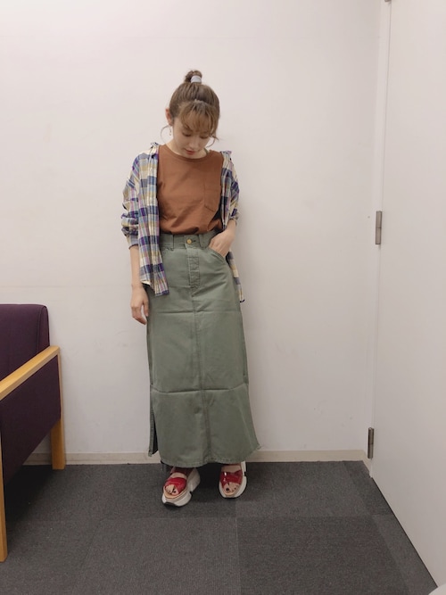 高橋愛さんのコーディネート