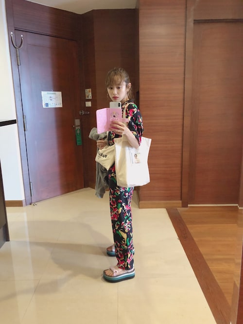 高橋愛さんのコーディネート