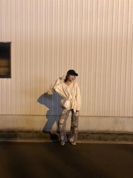 「高橋愛」｜「アイテム（キャップ）」を使った、高橋愛さん（レディース・154cm）の秋コーディネート