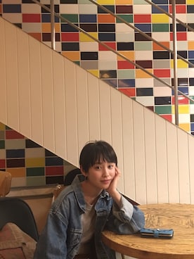 「高橋愛」｜「アイテム（デニムジャケット）」を使った、高橋愛さん（レディース・154cm）の春コーディネート