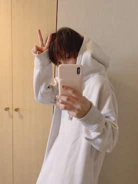 「スエット」｜「アイテム（ワンピース/ドレス）」を使った、高橋愛さん（レディース・154cm）の秋コーディネート