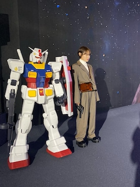 「DHOLIC（ディーホリック）のアイテム（その他アウター）」を使った、高橋愛さん（レディース・154cm）の秋コーディネート
