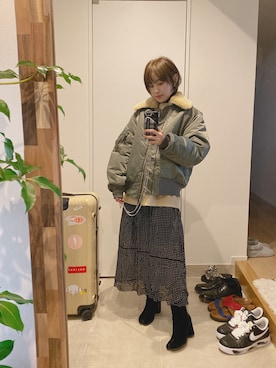 「高橋愛」｜「アイテム（MA-1）」を使った、高橋愛さん（レディース・154cm）の冬コーディネート