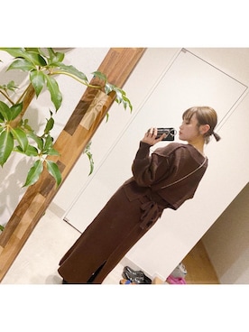 「茶色」｜「アイテム（財布/小物）」を使った、高橋愛さん（レディース・154cm）の冬コーディネート