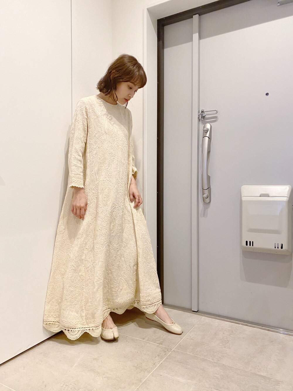 「freada、フリーダ、FREAK’Ｓ STORE、フリークスストア、高橋愛、手縫い、大切なワンピース、バレエシューズ、ペタンコ靴、足袋バレエ」｜「FREAK'S STOREのアイテム（ワンピース/ドレス、ホワイト系）」を使った、高橋愛さん（レディース・154cm）の夏コーディネートの1枚目の写真