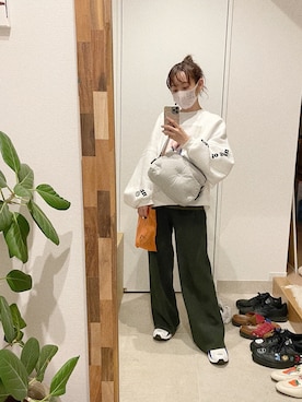「Little sunny bite（リトルサニーバイト）のアイテム」を使った、高橋愛さん（レディース・154cm）の春コーディネート
