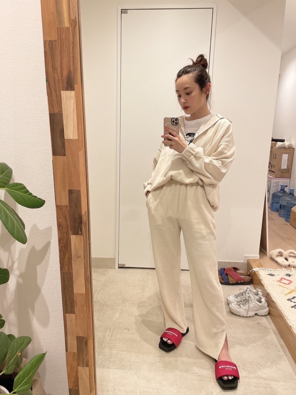 「セットアップ、Avail、アベイル、154cm、高橋愛、levi、リヴァイ兵長、進撃の巨人、アッカーマン、オタク」｜「Availのアイテム（トップス、ベージュ系）」を使った、高橋愛さん（レディース・154cm）の春コーディネートの1枚目の写真