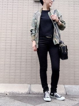 「CONVERSE（コンバース）のconverse コンバース ALL STAR HI オールスター ハイ 3206 BLACK(US)（スニーカー）」を使った、Mayumiさん（レディース・164cm・50代）の秋コーディネート