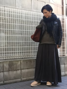 「マキシスカート」｜「アイテム（ライダースジャケット）」を使った、Mayumiさん（レディース・164cm）の冬コーディネート