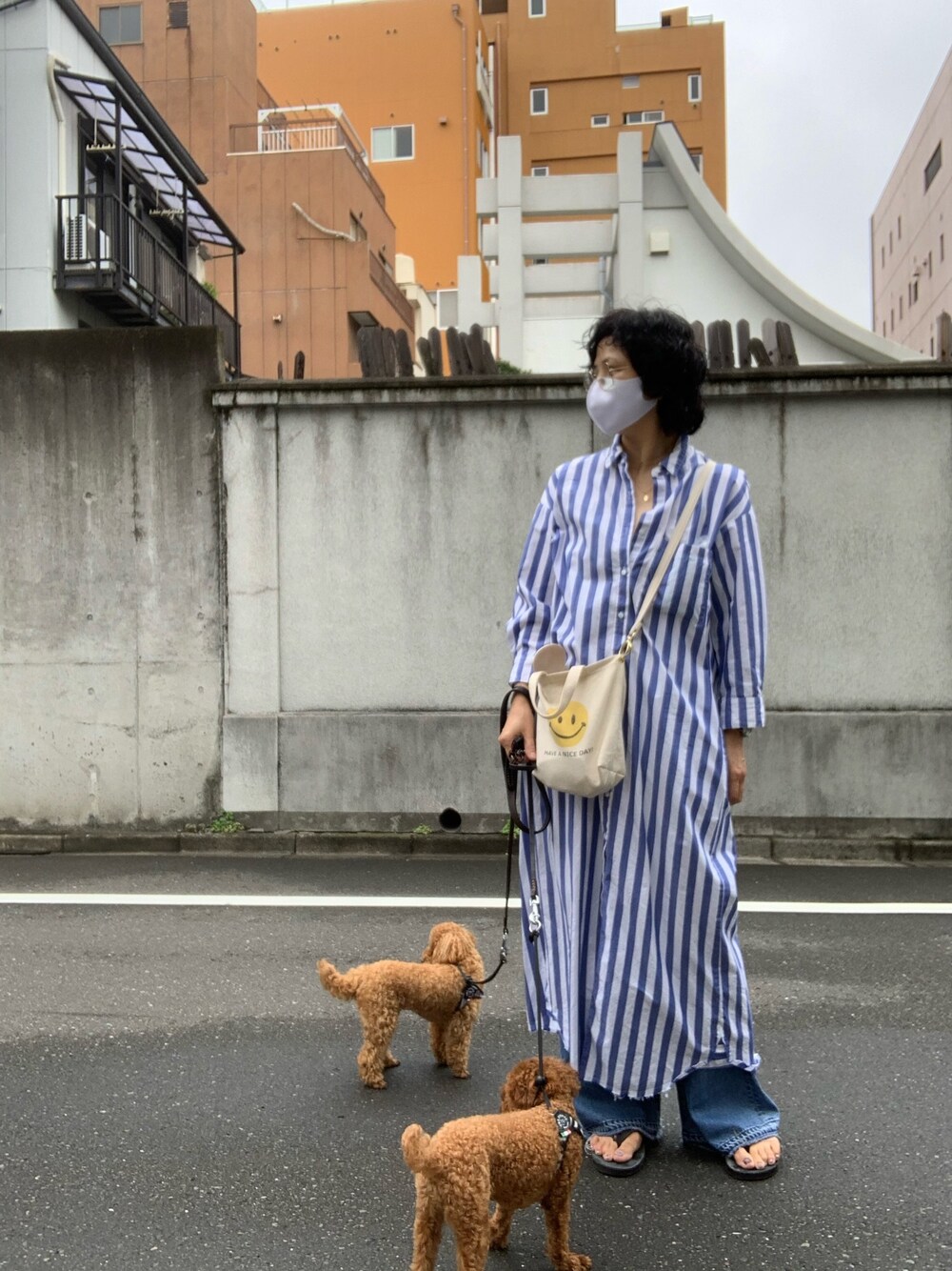 「STATE SIDEのアイテム（シャツワンピース、ブルー系）」を使った、Mayumiさん（レディース・164cm）の秋コーディネートの1枚目の写真