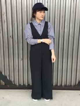 「黒サロペット」｜jeansfactoryさん（レディース・156cm）の冬コーディネート