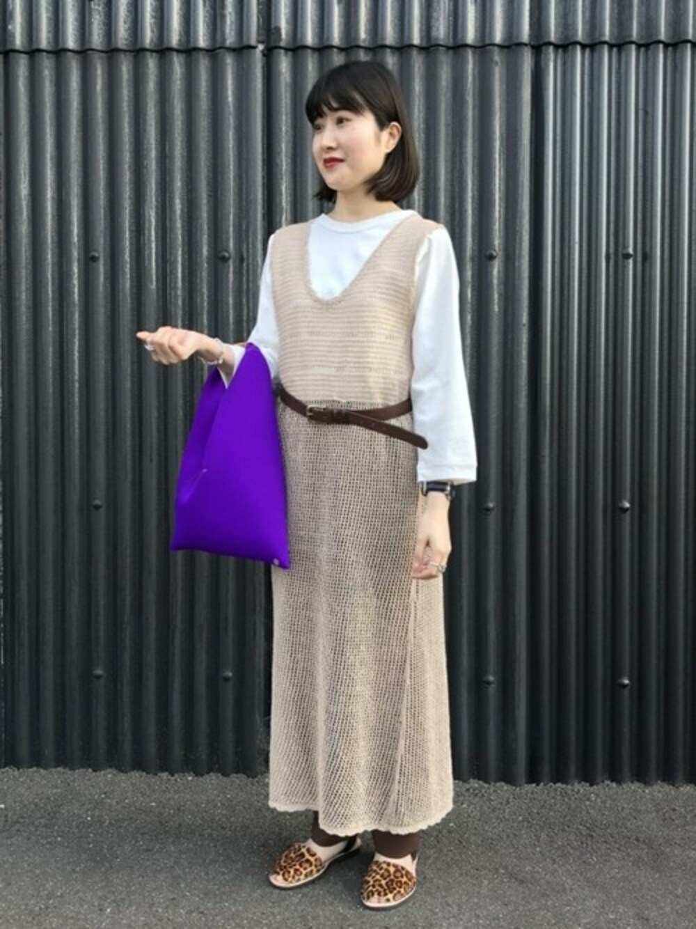 「Vネック、大人カジュアル、２ＷＡＹ、リネン、クルーネック、ジーンズファクトリー、ニットドレス、jeansfactory、ALLUMER、アリュメール」｜「ALLUMERの[ALLUMER / アリュメール] ニットドレス（ワンピース、ホワイト系）」を使った、jeansfactoryさん（レディース・156cm）の夏コーディネートの1枚目の写真