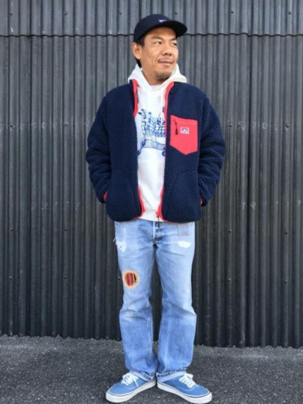 「レイヤードスタイル、フリース、サーフ、プチプラ、BEN DAVIS、大人コーデ、ボアジャケット、秋冬コーデ、お洒落さんとつながりたい、ジーンズファクトリー」｜「BEN DAVISの[BEN DAVIS/ベンデイビス] 別注ボアジャケット フリース ボアブルゾン（その他アウター、ブルー系）」を使った、jeansfactoryさん（メンズ・165cm）の秋コーディネートの1枚目の写真