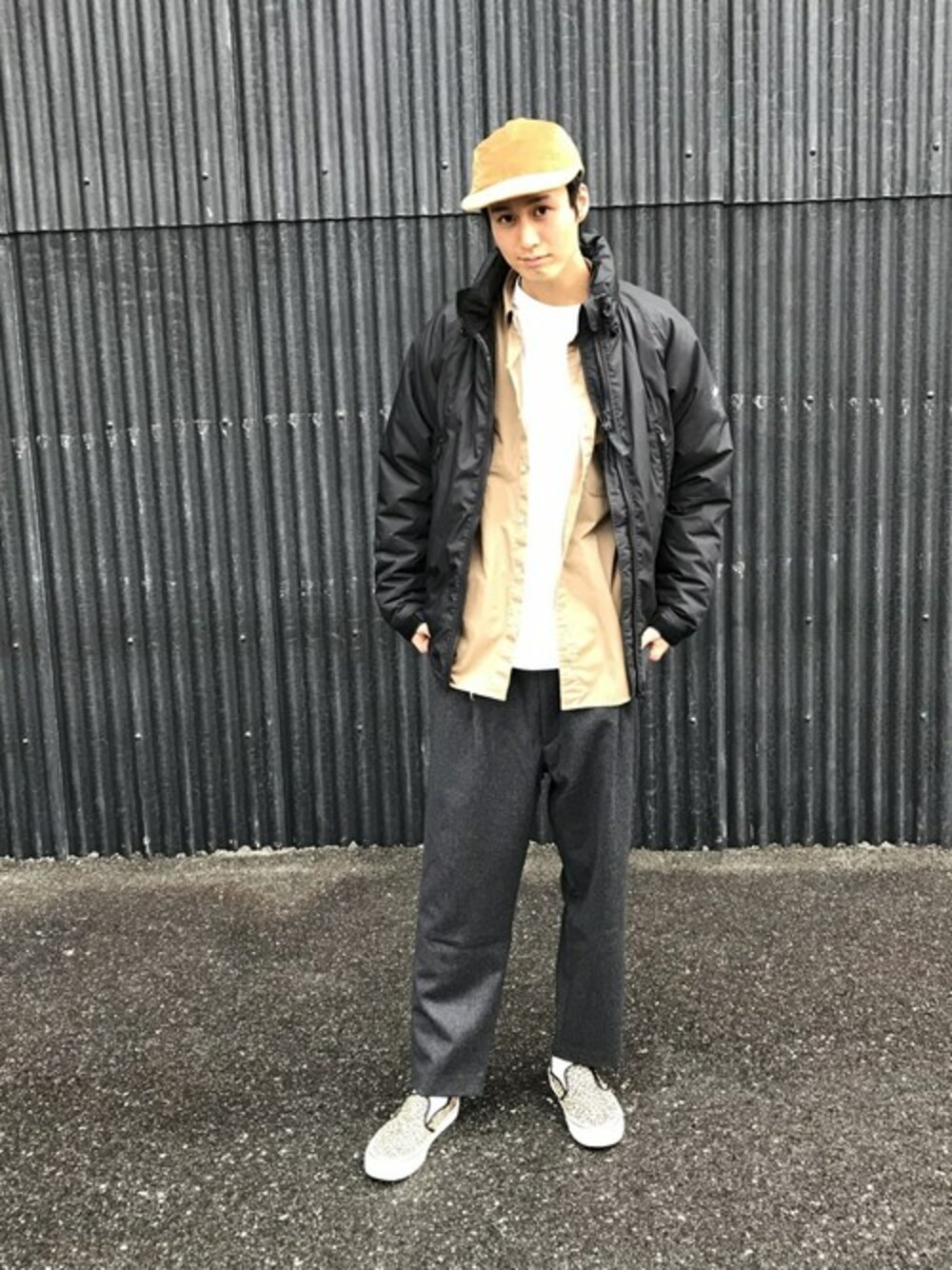 「ミリタリー、レオパード、ブラック、ベージュ、レイヤードスタイル、WILDTHINGS、秋冬コーデ、おしゃれさんと繋がりたい、ジーンズファクトリー、年末WEAR感謝祭」｜「WILD THINGSのWILD THINGS [ワイルドシングス] ハッピージャケット/HAPPY JACKET（その他アウター、ブラック系）」を使った、jeansfactoryさん（メンズ・183cm）の冬コーディネートの1枚目の写真