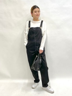 「デザイントップス」｜「アイテム（オールインワン・サロペット）」を使った、jeansfactoryさん（レディース・160cm）の春コーディネート