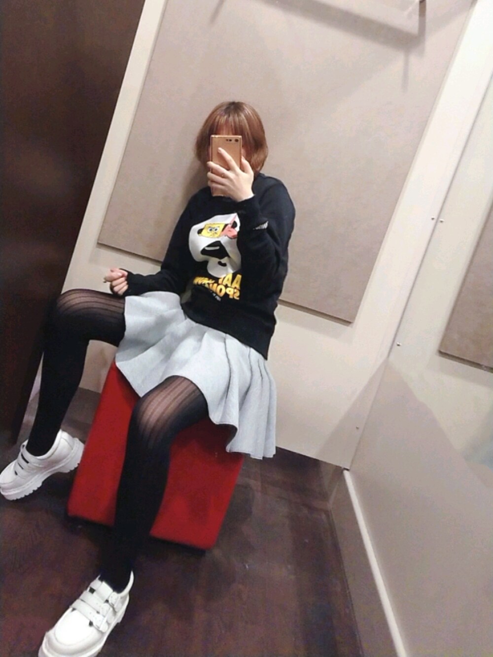 「秋コーデ、今日のコーデ」｜「AAPE BY A BATHING APEのアイテム（トップス、ブラック系）」を使った、ユキモさん（レディース・168cm）の秋コーディネートの1枚目の写真