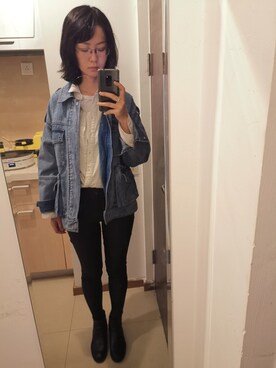 「iT（イット）のアイテム（トップス）」を使った、杰世俊才さん（レディース・168cm）の秋コーディネート