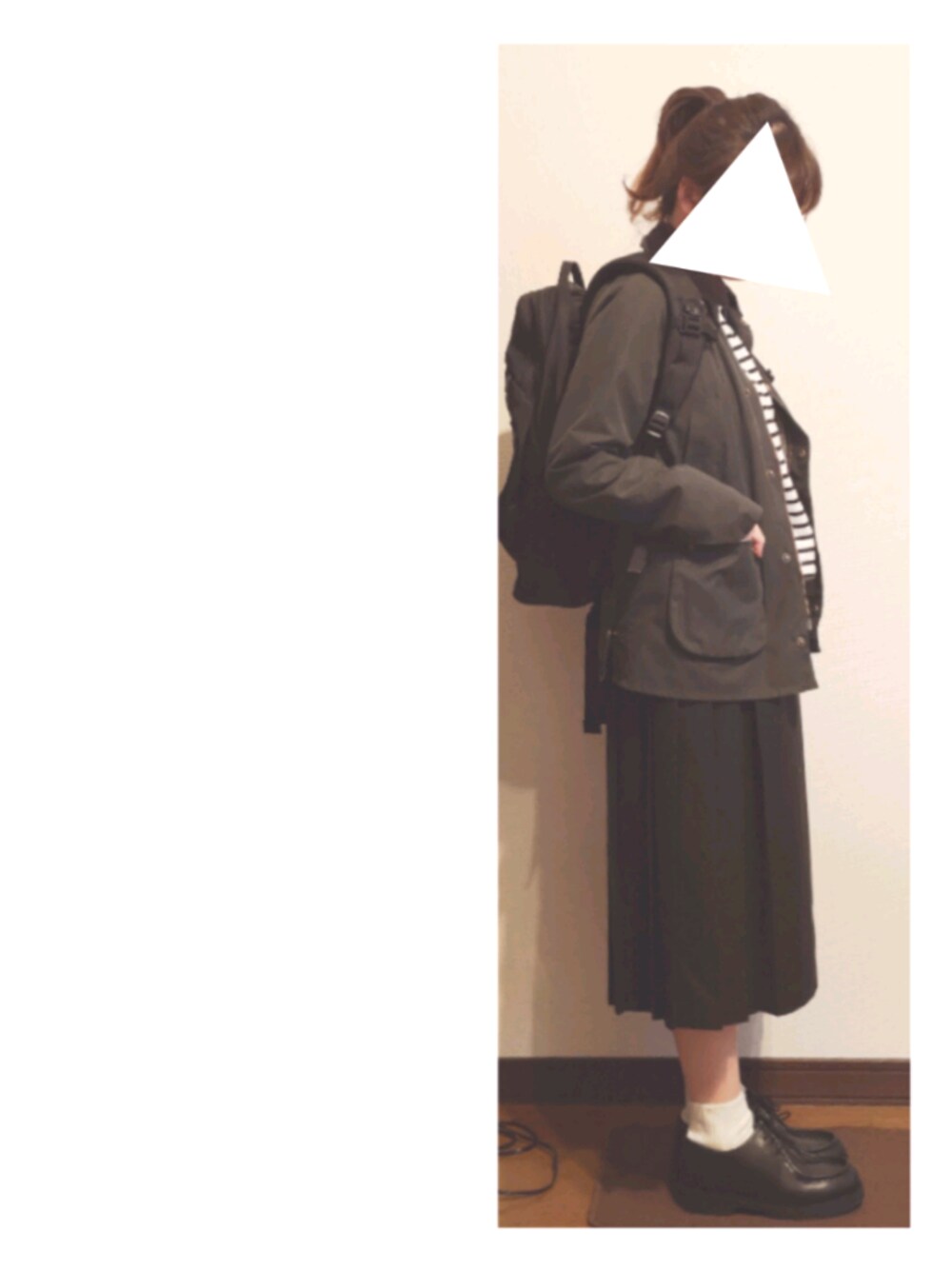 「バブアー、バブアー女子、ボーダー、ボーダートップス、プリーツスカート、黒リュック、白ソックス、オーシバル、オニールオブダブリン」｜「BarbourのBARBOUR/バブアー　LADEIS BEDAL/レディースビデイル（ブルゾン、グリーン系）」を使った、moezouさん（レディース・159cm）の春コーディネートの1枚目の写真