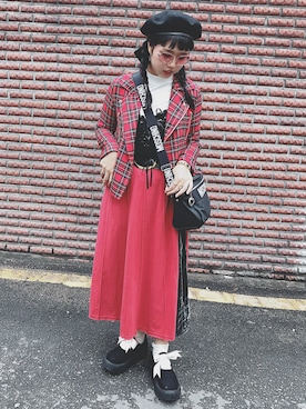 「red」｜「アイテム（ハンチング/ベレー帽）」を使った、アイさん（レディース・161cm）の春コーディネート