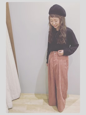 「コーデュロイワイドパンツ」｜tomopuuさん（レディース・152cm）の冬コーディネート