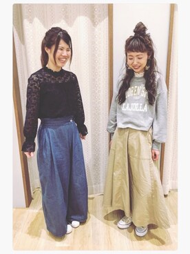 「earth music&ecology（アースミュージックアンドエコロジー）のアイテム（スウェット）」を使った、tomopuuさん（レディース・152cm）の春コーディネート
