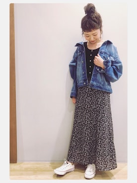 「earth music&ecology（アースミュージックアンドエコロジー）のアイテム（デニムジャケット）」を使った、tomopuuさん（レディース・152cm）の春コーディネート