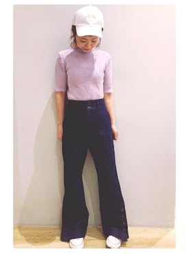 「earth music&ecology（アースミュージックアンドエコロジー）のサイドボタンパンツ 〇（デニムパンツ）」を使った、tomopuuさん（レディース・152cm）の春コーディネート