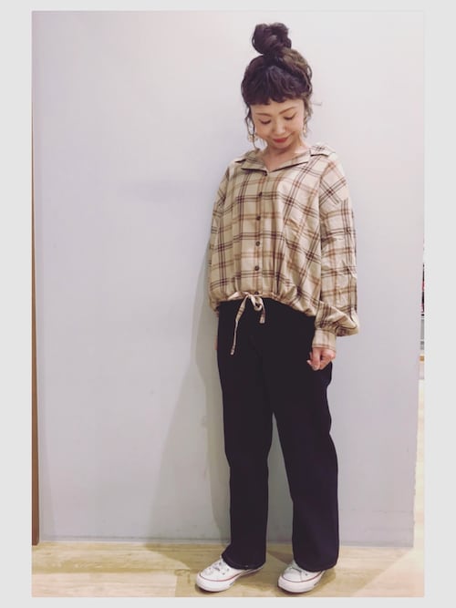 Tomopuu Earth Music Ecology Earth Music Ecologyのシャツ ブラウスを使ったコーディネート Wear