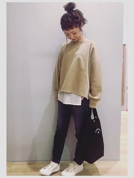 「CONVERSE（コンバース）のアイテム（バッグ）」を使った、tomopuuさん（レディース・152cm）の春コーディネート