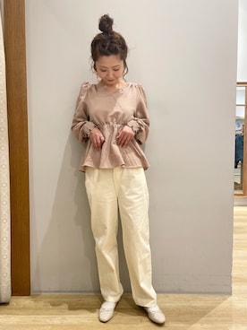 「earth music&ecology（アースミュージックアンドエコロジー）のアイテム（シャツ/ブラウス）」を使った、tomopuuさん（レディース・152cm）の春コーディネート