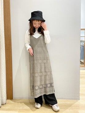 「earth music&ecology（アースミュージックアンドエコロジー）のアイテム（ハット、ブラック系）」を使った、tomopuuさん（レディース・152cm）の春コーディネート