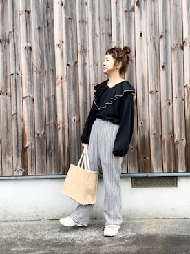 「SLURR（スラ―）のアイテム」を使った、tomopuuさん（レディース・152cm）の春コーディネート