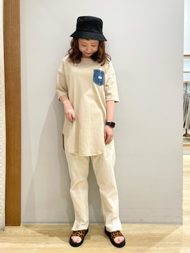 「earth music&ecology（アースミュージックアンドエコロジー）のアイテム（ハット、ブラック系）」を使った、tomopuuさん（レディース・152cm）の春コーディネート