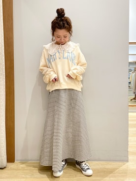「SLURR（スラ―）のアイテム（スウェット）」を使った、tomopuuさん（レディース・152cm）の春コーディネート