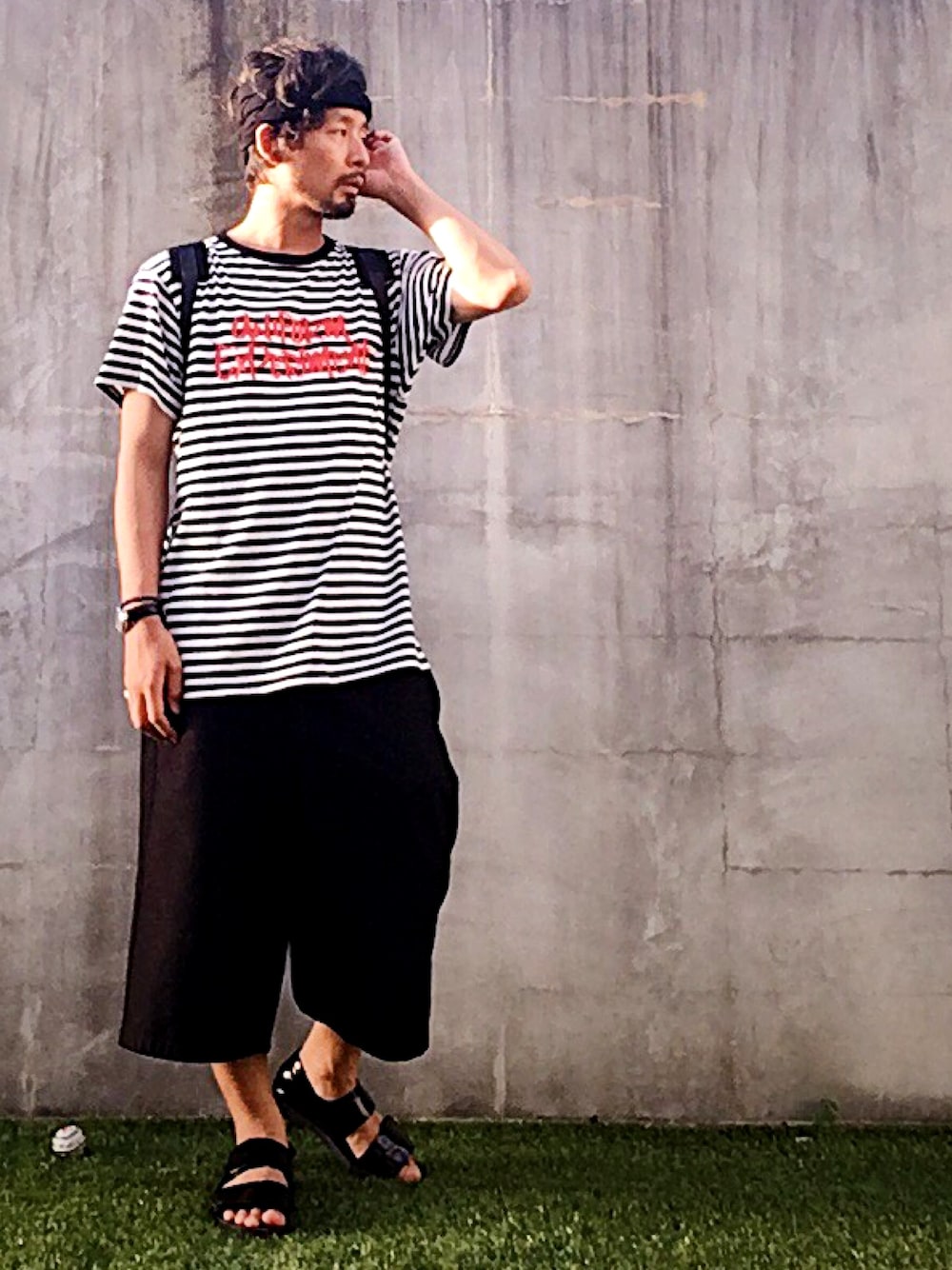 「夏コーデ、ゆるコーデ、Tシャツ、ボーダー、ボーダートップス、ハーフパンツ、短パン、大人カジュアル、オトナカジュアル、おしゃれさんと繋がりたい」｜「fragment designのアイテム（Tシャツ/カットソー、その他）」を使った、ましゃしさん（メンズ・174cm）の夏コーディネートの1枚目の写真
