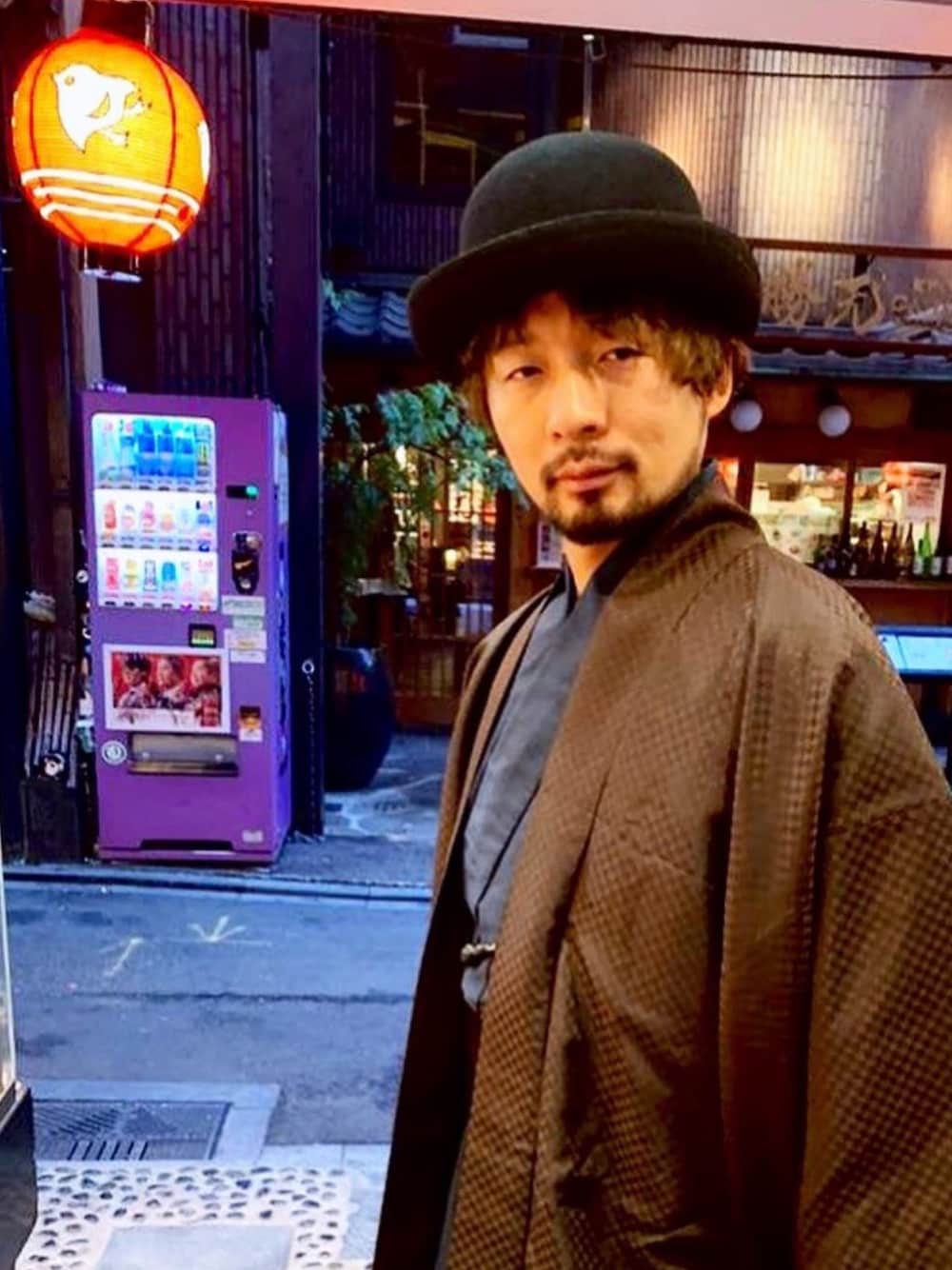 「着物、着物コーデ、着物レンタル、ハット、KAMILAVKA、おしゃれさんと繋がりたい」｜「レンタル着物のアイテム（浴衣、ブラウン系）」を使った、ましゃしさん（メンズ・174cm）の冬コーディネートの1枚目の写真