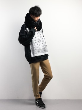「unrelaxing（アンリラクシング）のアイテム（スウェット）」を使った、RENさん（メンズ・176cm）の冬コーディネート