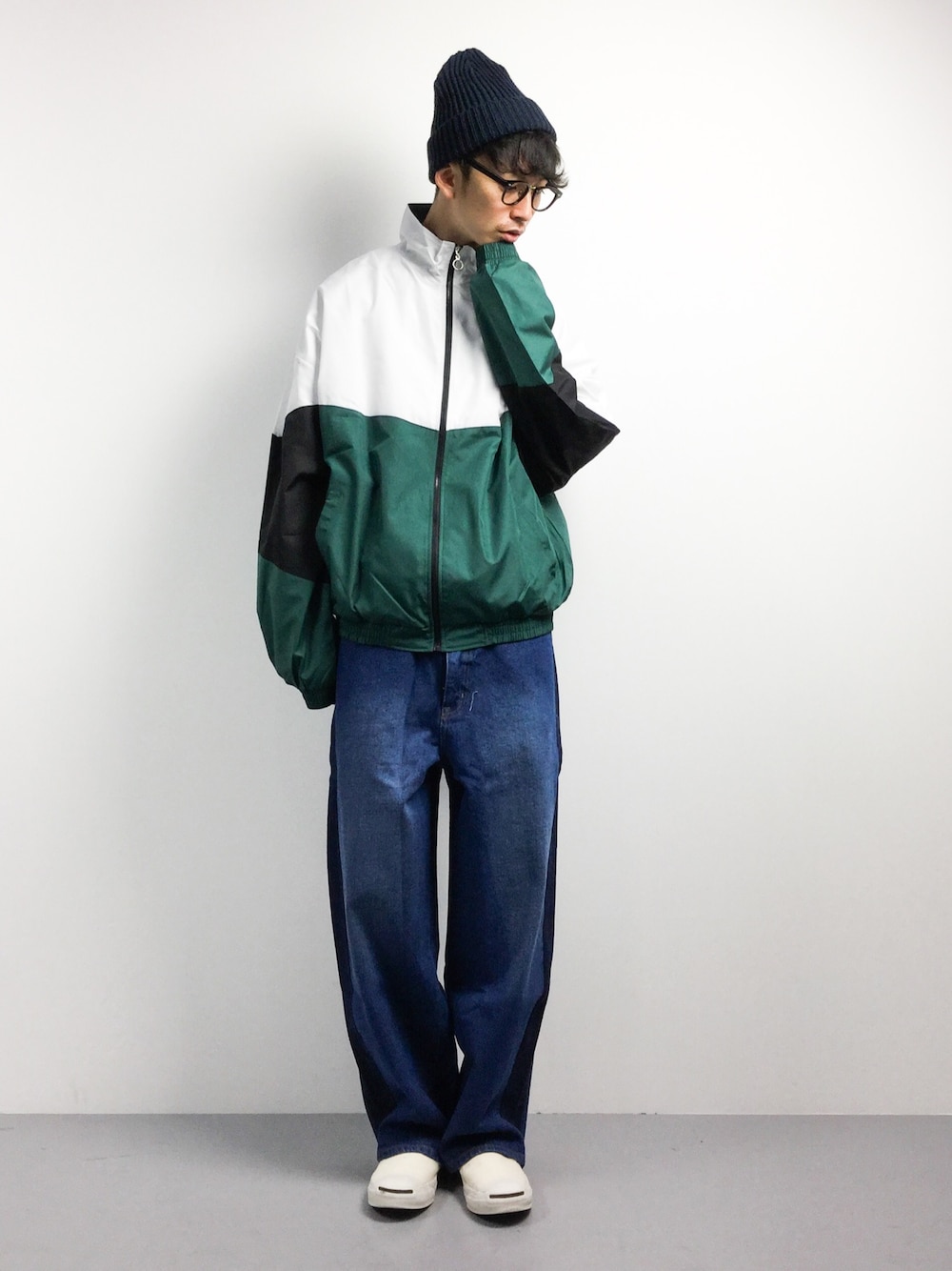 CASPER JOHN AIVERのジャージを使った人気ファッションコーディネート