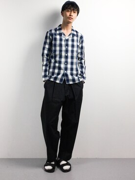 「CASPER JOHN AIVER（キャスパージョンアイバー）のアイテム（パンツ）」を使った、RENさん（メンズ・176cm）の春コーディネート