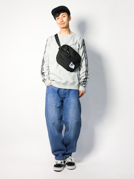 「TOMMY HILFIGER（トミーヒルフィガー）のアイテム（スウェット）」を使った、RENさん（メンズ・176cm）の春コーディネート