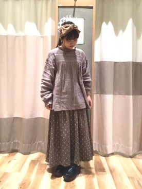 辻永慶子さんの「ドットスカート」を使ったコーディネート