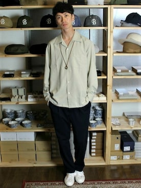 「スラックスパンツ」｜L&HARMONYさん（メンズ・177cm）の春コーディネート