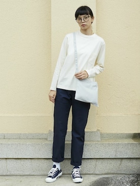 「ネイビー×ホワイト」｜「アイテム（バッグ）」を使った、L&HARMONYさん（レディース・165cm）の秋コーディネート