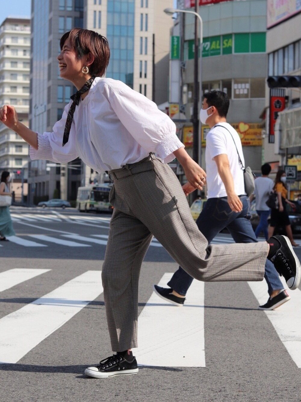 「オトナカジュアル、カジュアルコーデ、きれいめカジュアル、休日コーデ、ootd、コンバース、ユニクロ、UNIQLO、お洒落さんとつながりたい」｜「CONVERSEのMHL ALL STAR（スニーカー、ブラック系）」を使った、nonさん（レディース・164cm）の夏コーディネートの1枚目の写真