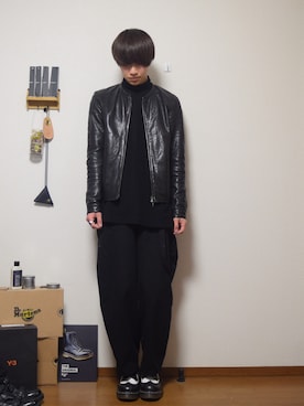 「LOUNGE LIZARD（ラウンジリザード）のアイテム（ライダースジャケット）」を使った、なかさん（メンズ・176cm）の冬コーディネート