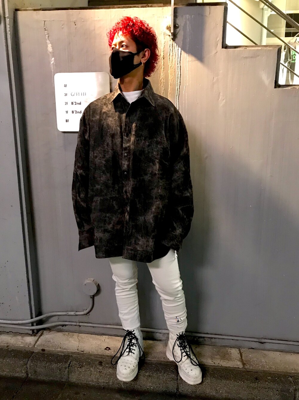 「今日のコーデ、春コーデ、春アウター、SURF、LUSOR、ootd」｜「LUSORのLUSOR（ルーソル）ブリーチデニムポケットシャツ（シャツ/ブラウス、グレー系）」を使った、POWERさん（メンズ・172cm）の冬コーディネートの1枚目の写真