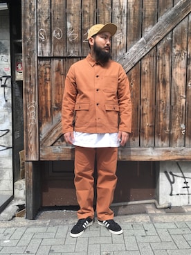 「Levi's（リーバイス）のアイテム（帽子）」を使った、リーバイス STAFF MENさん（メンズ・183cm）の秋コーディネート
