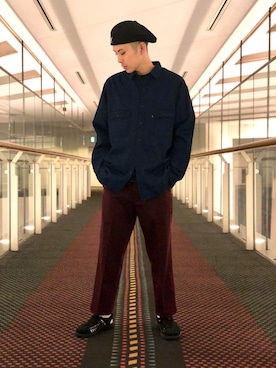 「アイテム（チノパンツ、レッド系）」を使った、リーバイス STAFF MENさん（メンズ・181cm）の秋コーディネート